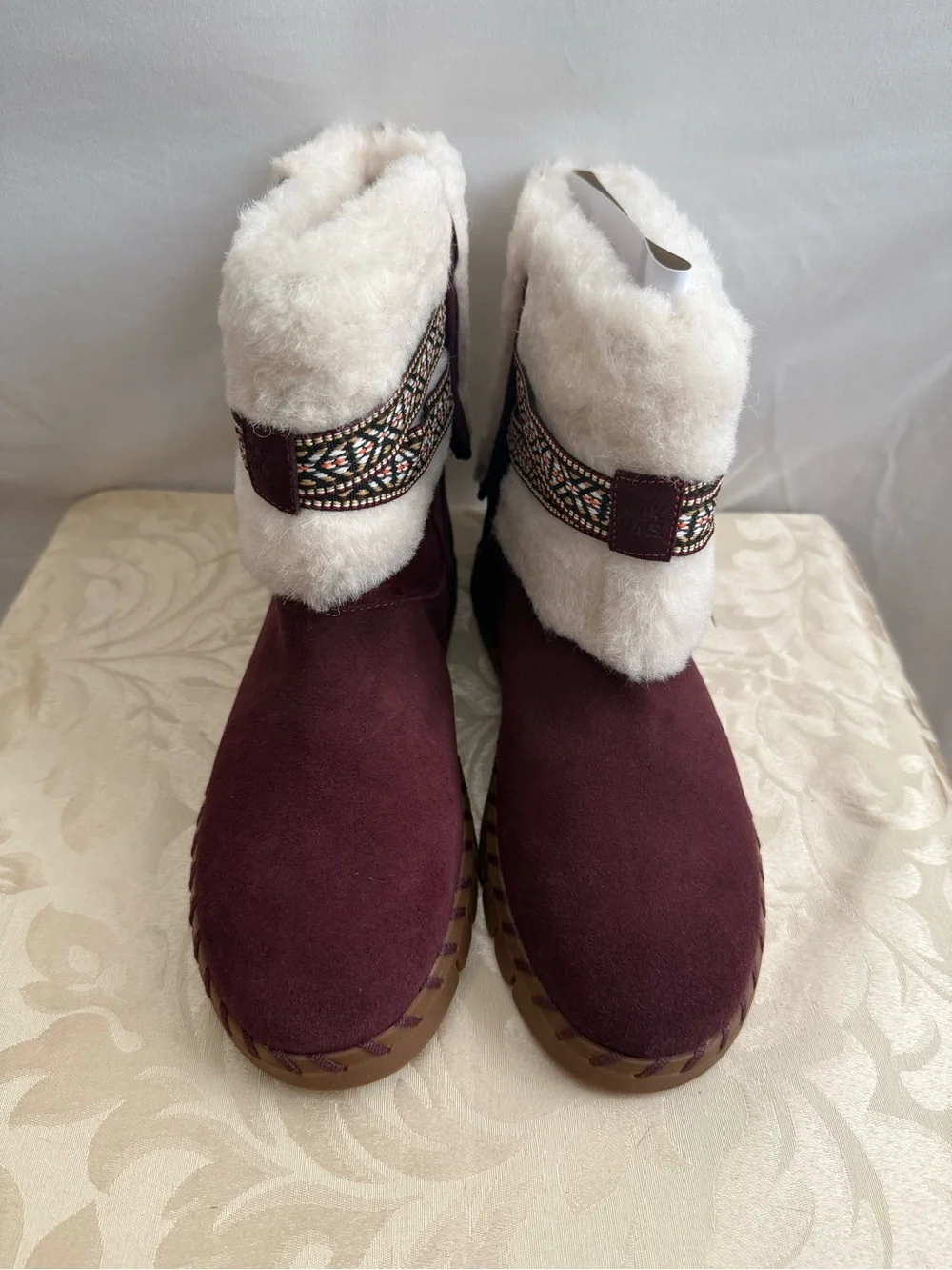 MUK LUKS Women’s Size 11 M Burgundy Cream Wool Blend Faux Fur Boots New